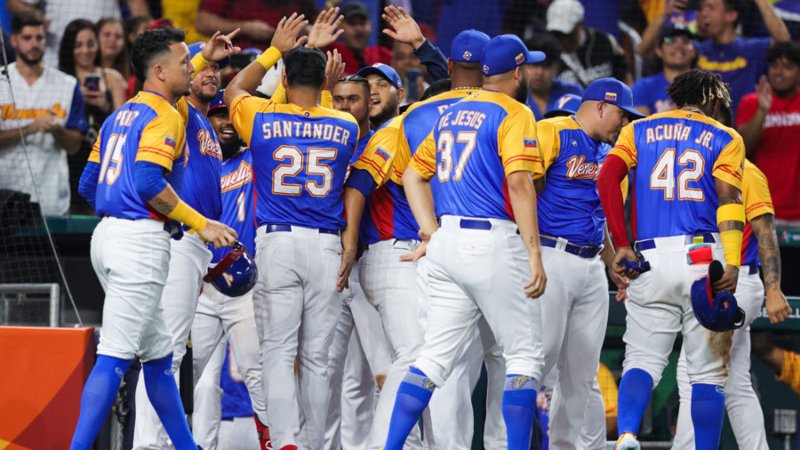 Los venezolanos que participarán en el Clásico Mundial de Béisbol 2026