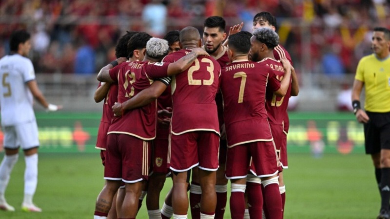 FOTOS: La nueva camiseta de la Vinotinto que causa furor en redes sicuakes