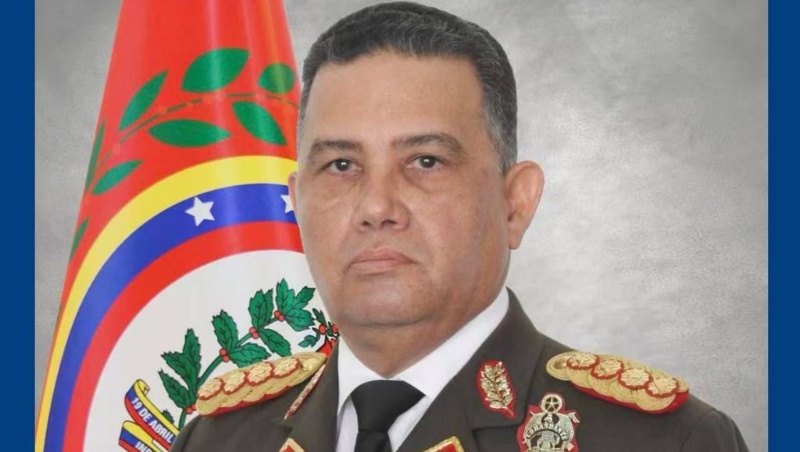 Destituido Padrino Lopez: Gustavo González López es el nuevo ministro de la Defensa