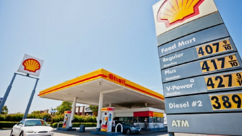 Estados Unidos confía que acuerdos con Venezuela "bajarán el precio de la gasolina" en su país