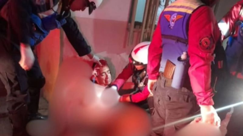 Brutal ataque a puñaladas a un hombre por petición que hizo a sus vecinos en Mérida