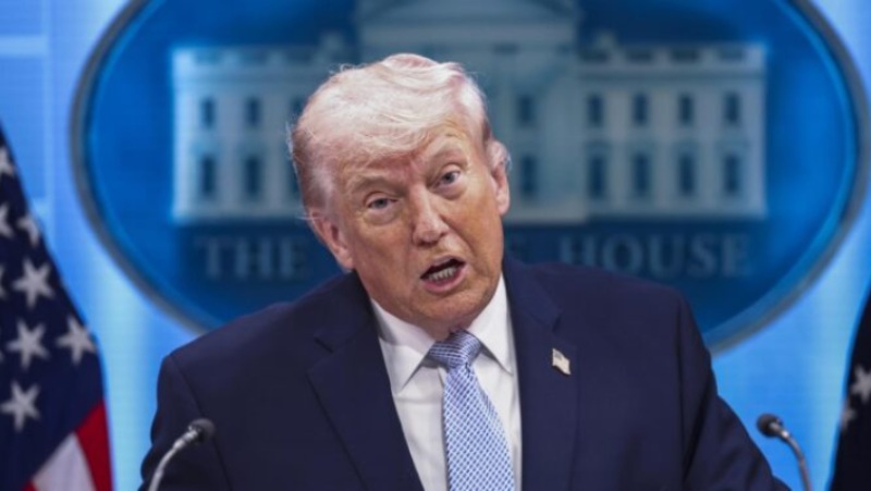 Trump dice que aprendería español para "postularse como presidente de Venezuela" +VIDEO