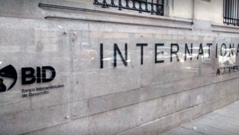 BID retomará operaciones en Venezuela tras luz verde del FMI y Banco Mundial