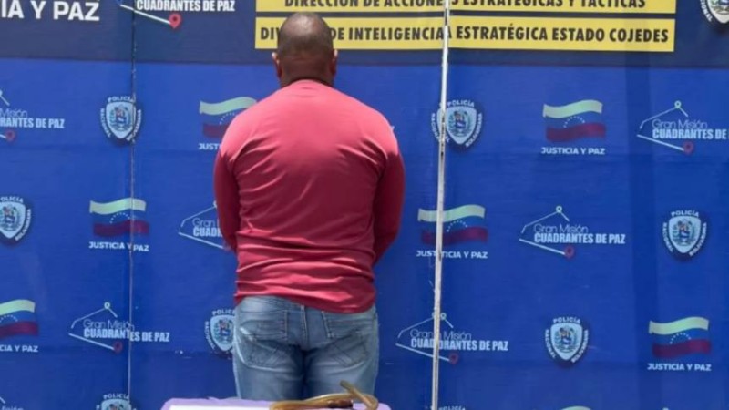 Funcionarios de la División de Inteligencia Estratégica (DIE) de la Policía Nacional Bolivariana (PNB), detuvieron al trabajador de un
