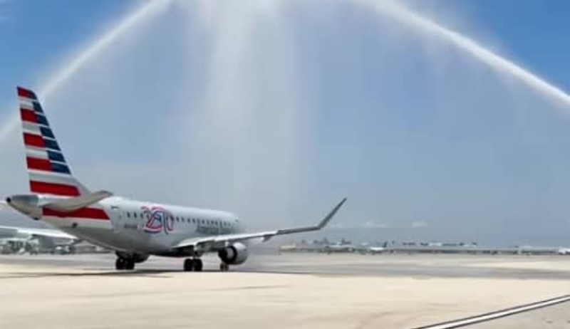 Histórico: Despegó el primer vuelo entre EEUU y Venezuela después de siete años +VIDEO