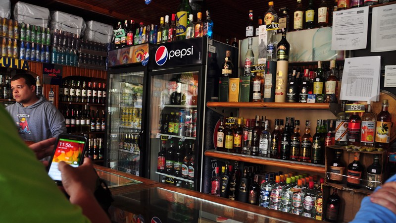 Alcaldía de Caracas publicó horarios para venta de bebidas alcohólicas