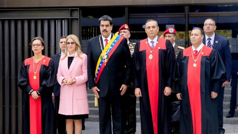 Delcy Rodríguez sacude el TSJ y elimina a magistrados de la pareja Maduro-Flores