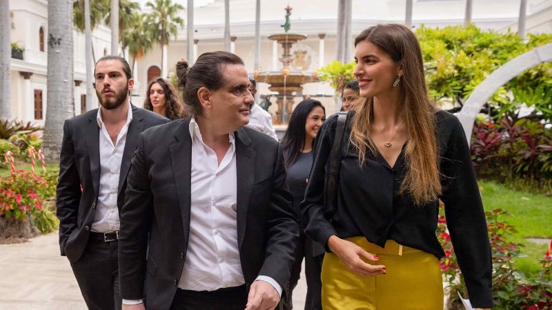 Camilla Fabri e hijos de Alex Saab fueron deportados a Italia desde Venezuela