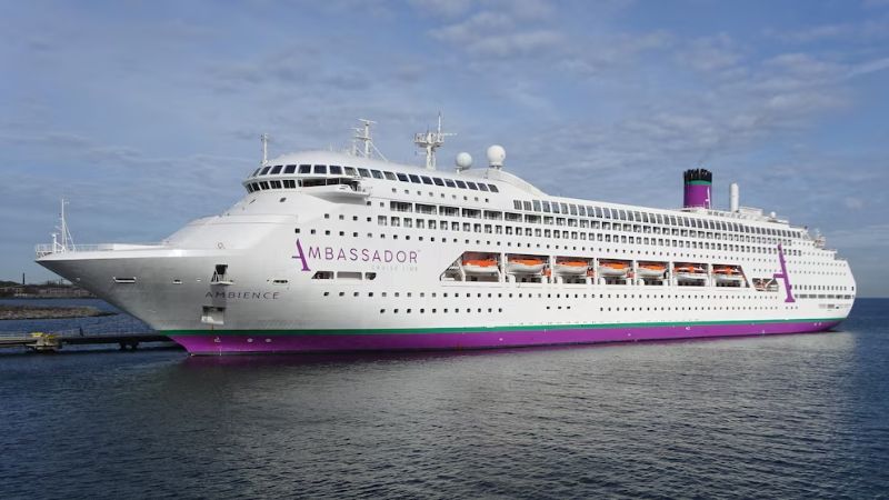 Por muerte de un pasajero: Confinan a 1.700 en un crucero en Francia