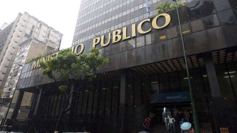 Fiscalía investiga a cinco PNB: Allanaron sauna de Lara y 'se pasaron de la raya'