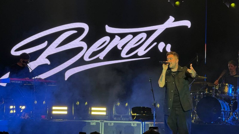 Beret conquistó Caracas en su primer concierto en Venezuela