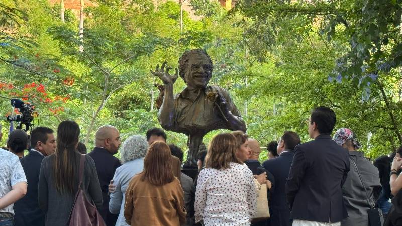 Escultura de Gabriel García Márquez fue develada en Baruta +FOTOS