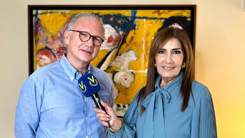 Perkins Rocha denuncia “falta absoluta” en la Presidencia de Venezuela