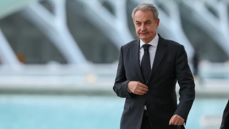 Escándalo en España: Imputan a Zapatero por el caso 'Plus Ultra'