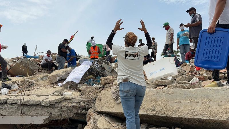Alimento, consuelo y oración: El Evangelio Cambia apoya a damnificados de La Guaira