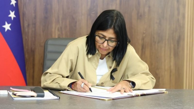 Delcy Rodríguez firmó reglamento de la Ley de Hidrocarburos: estos serían los objetivos