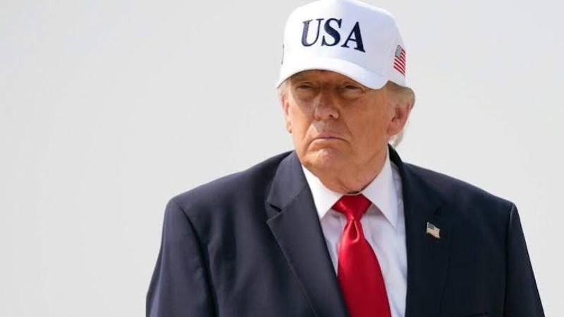 Trump dice que EEUU controla el estrecho de Ormuz: mantendrá bloqueo a Irán