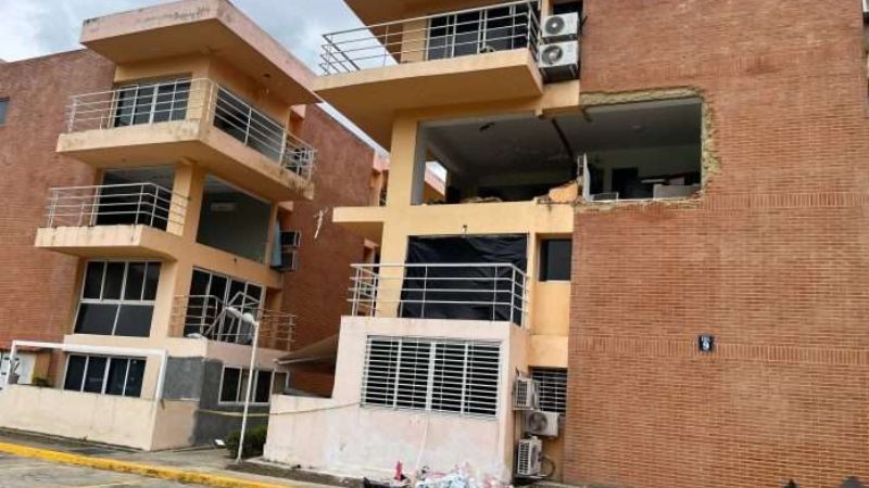 Falleció abuela tras explosión por acumulación de gas en un edificio en Guatire