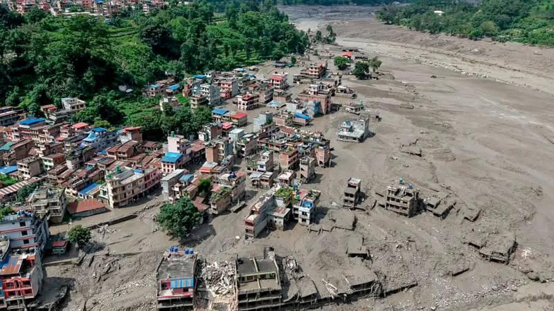 VIDEOS: La impactante razón detrás de la mortífera crecida en Nepal